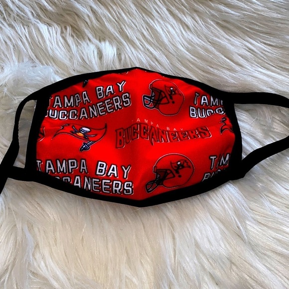 New without tags Tampa Bay buccaneers face mask - Picture 1 of 6